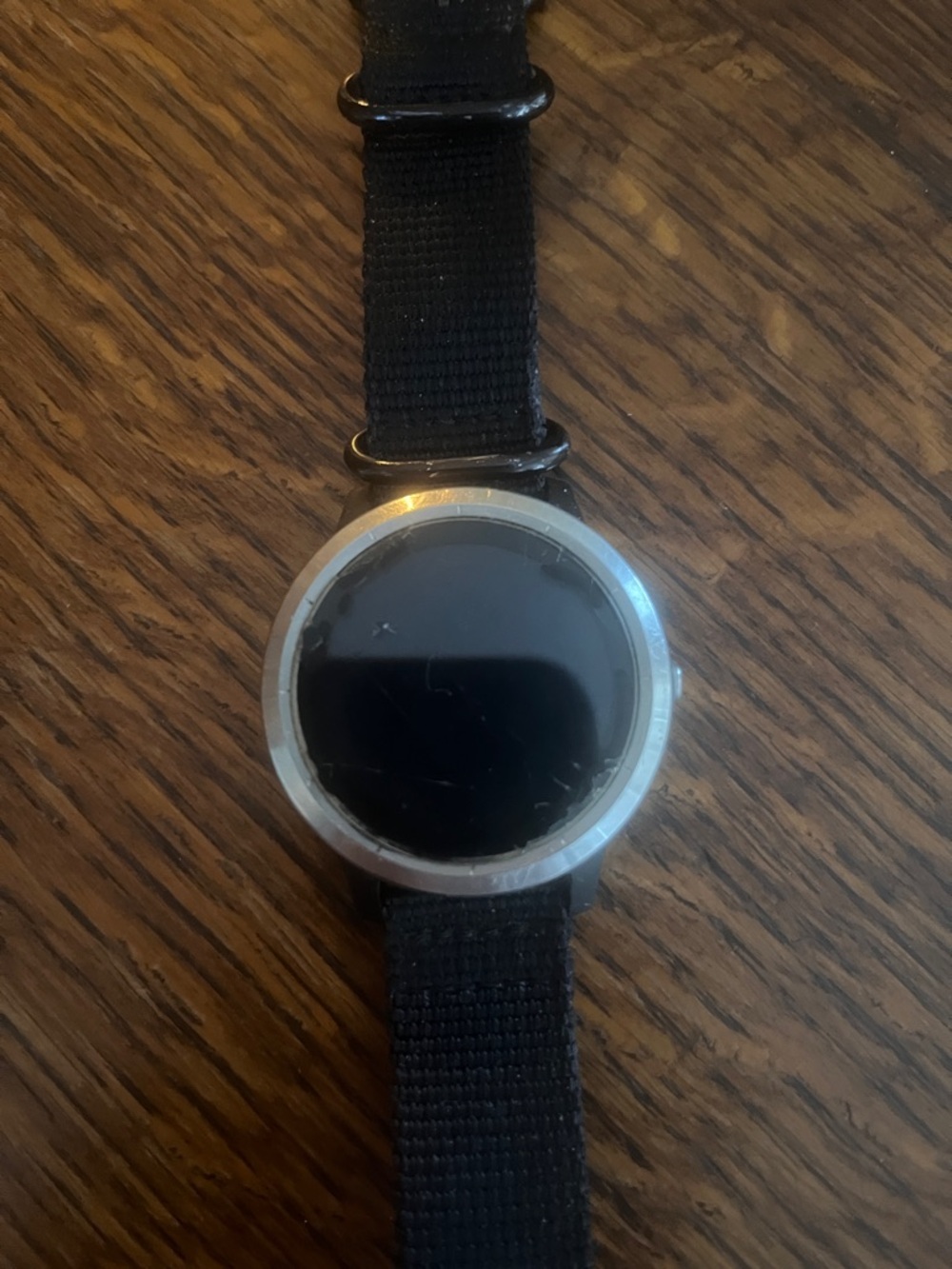 Garmin Smartwatch with Black Nylon Band and Silver Case ? Working no charger